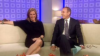 Non sapevo che nonne porcellone la fidanzata di sua moglie stesse lavando i seni nel loro bagno, era molto modesto, i primi tre minuti.